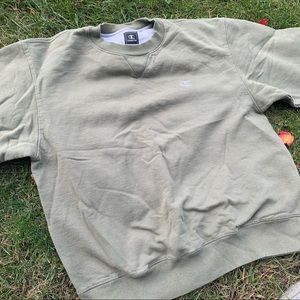 Champion Crew Necks both size M, great condo!